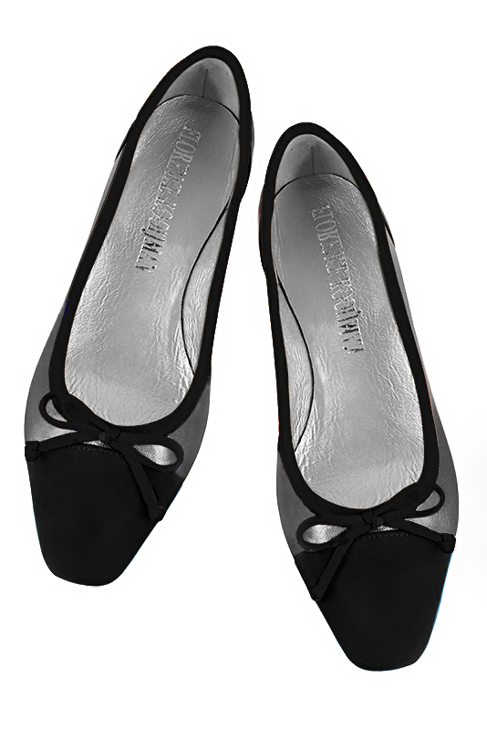 Matt black and dark silver women's ballet pumps, with low heels. Square toe. Flat flare heels. Top view - Florence KOOIJMAN